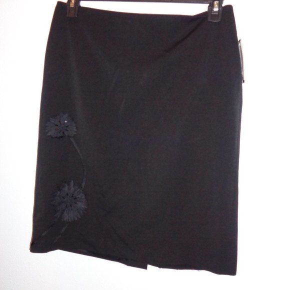 G Signature Black Skirt Size 12 NWT - Picture 1 of 10
